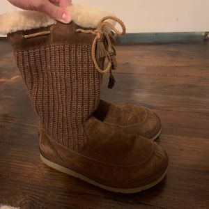 Brown High Top Ugg’s